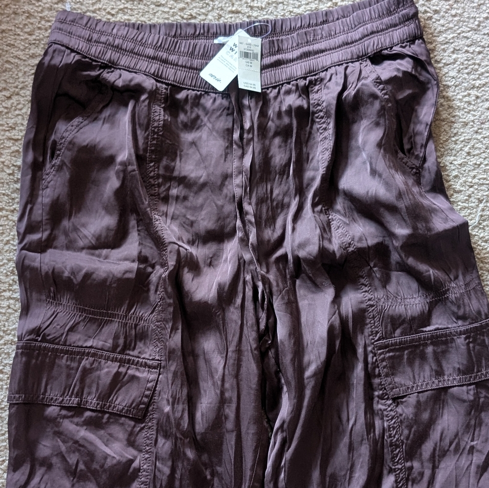 New With Tags Aerie Flowy Joggers Chocolate Brown Size Medium - Picture 4 of 6